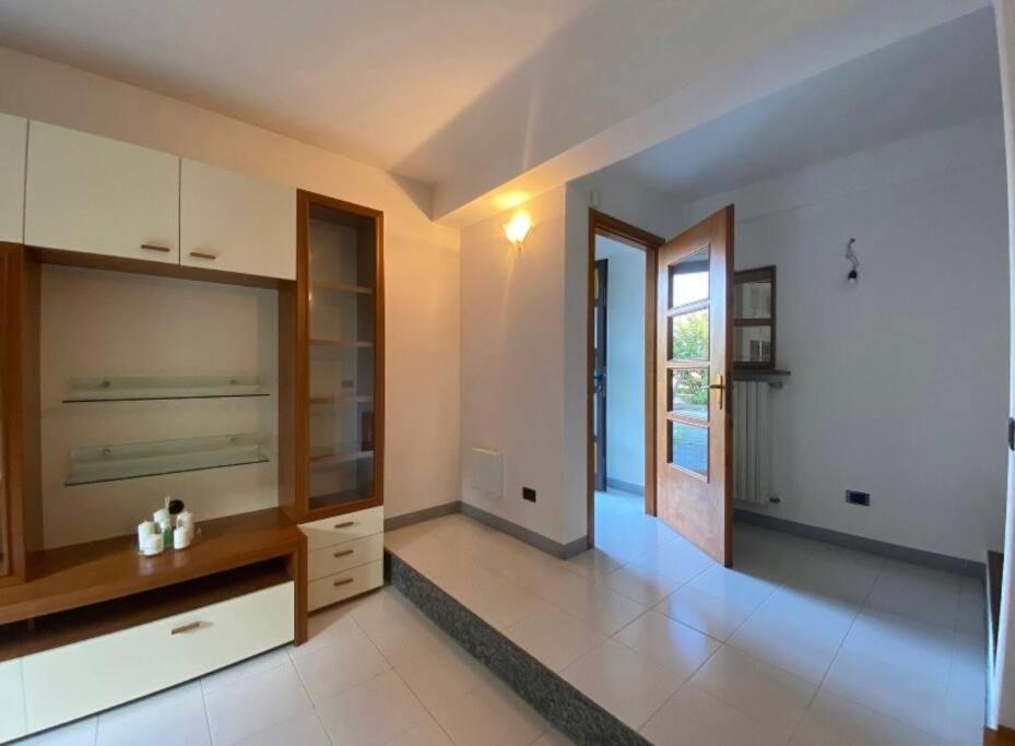 Appartamento Castiglioni Grandate Bagian luar foto
